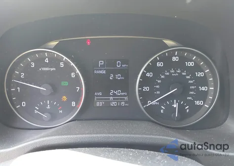 2017 Hyundai Elantra Se z USA, uszkodzony, nr VIN 5NPD84LF9HH045356